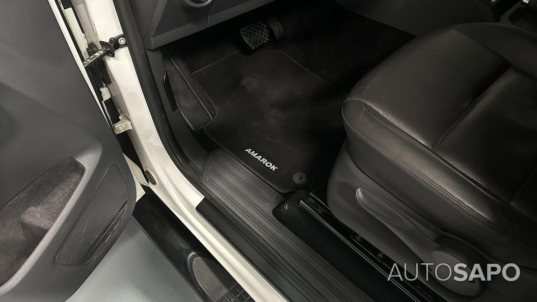 Volkswagen Amarok 2.0 TDi KC Highline Navegacao CM 4Motion de 2013