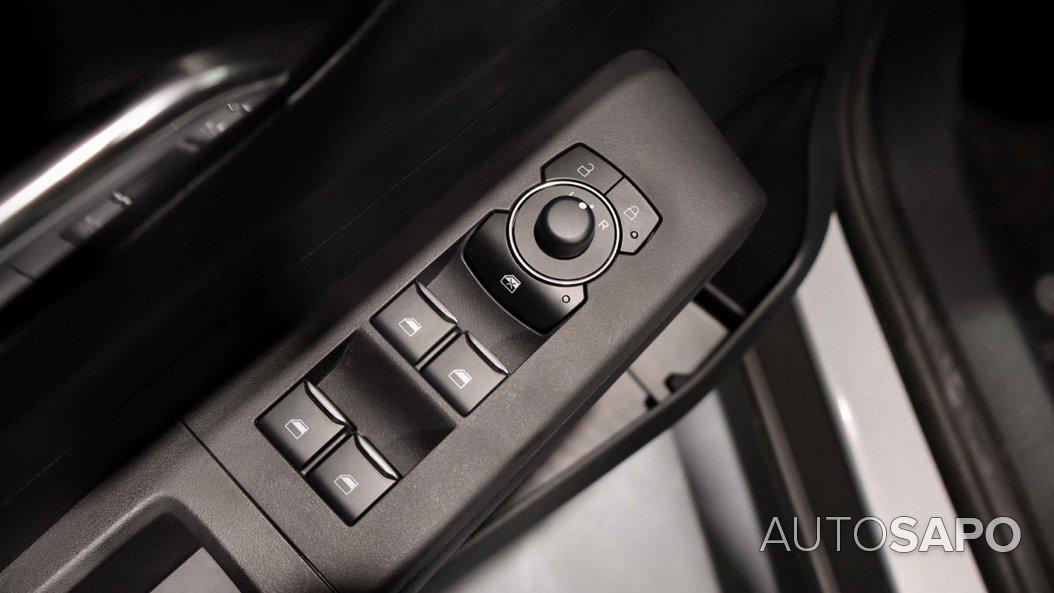 Ford Tourneo Courier 1.0 EcoBoost Titanium de 2025