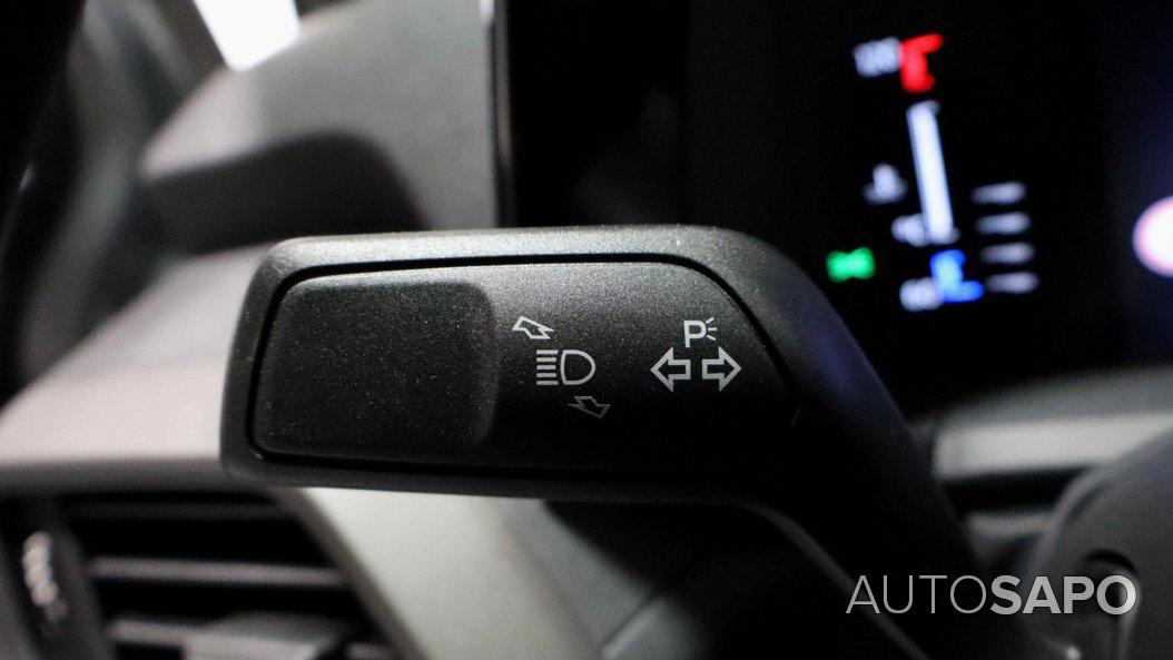 Ford Tourneo Courier 1.0 EcoBoost Titanium de 2025