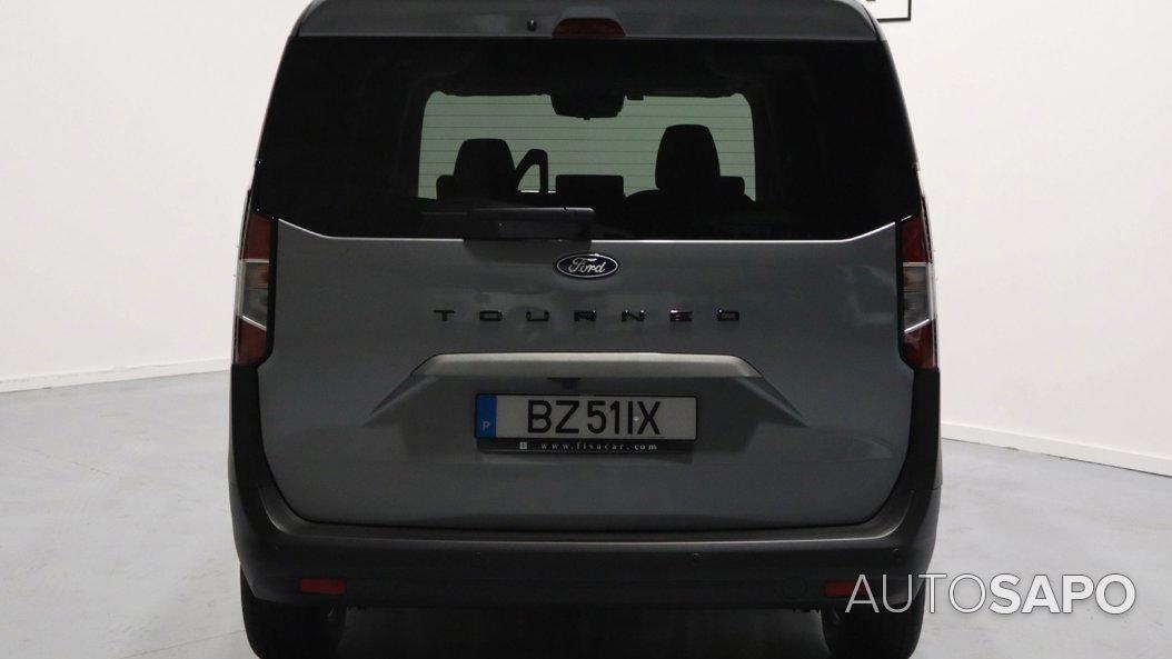 Ford Tourneo Courier 1.0 EcoBoost Titanium de 2025