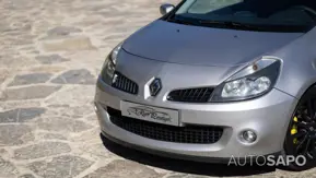 Renault Clio 2.0 16V Sport de 2007