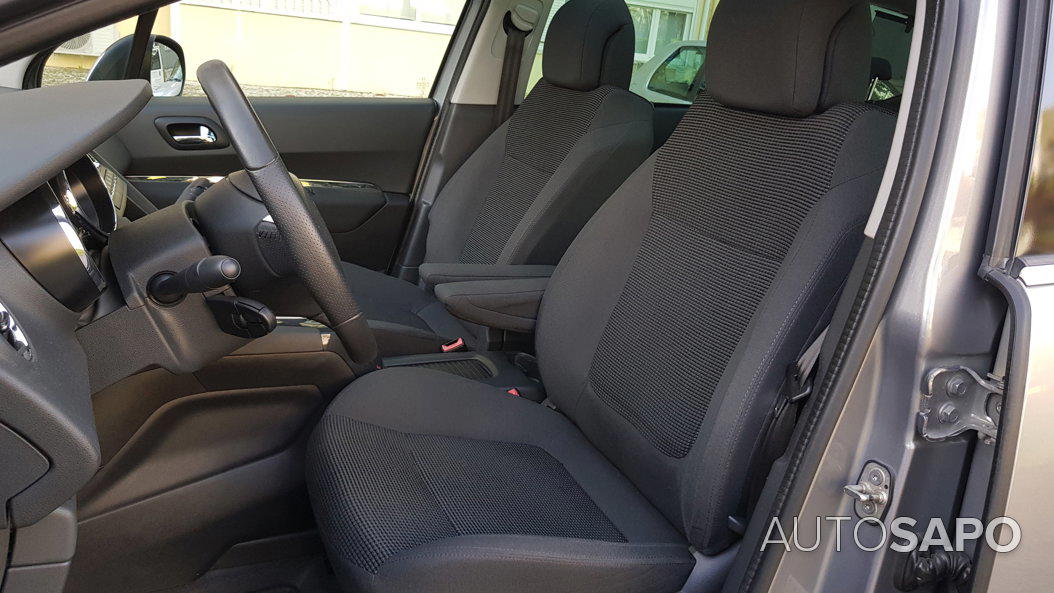 Peugeot 5008 1.6 e-HDi 7L Allure CMP6 de 2015