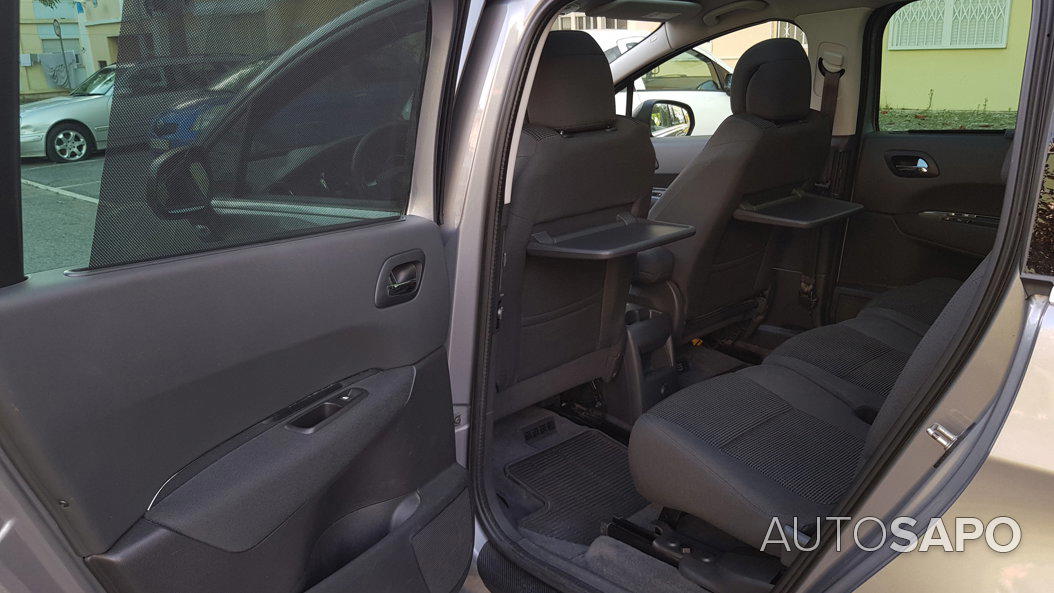 Peugeot 5008 1.6 e-HDi 7L Allure CMP6 de 2015