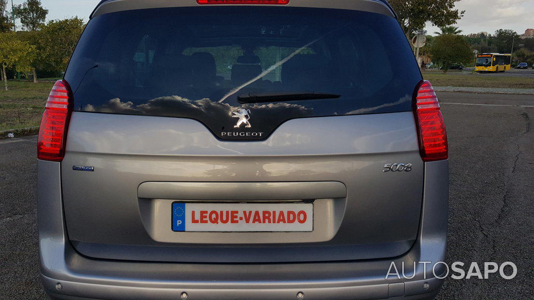 Peugeot 5008 1.6 e-HDi 7L Allure CMP6 de 2015