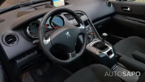 Peugeot 5008 1.6 e-HDi 7L Allure CMP6 de 2015