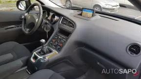 Peugeot 5008 1.6 e-HDi 7L Allure CMP6 de 2015