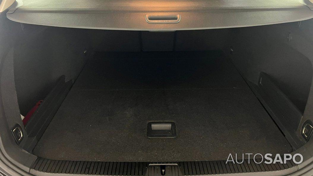 Volkswagen Passat 1.6 TDi Confortline de 2016