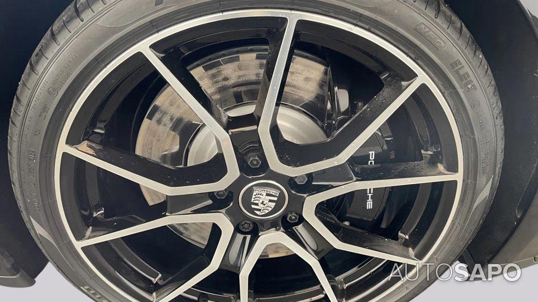 Porsche Taycan Turbo de 2023