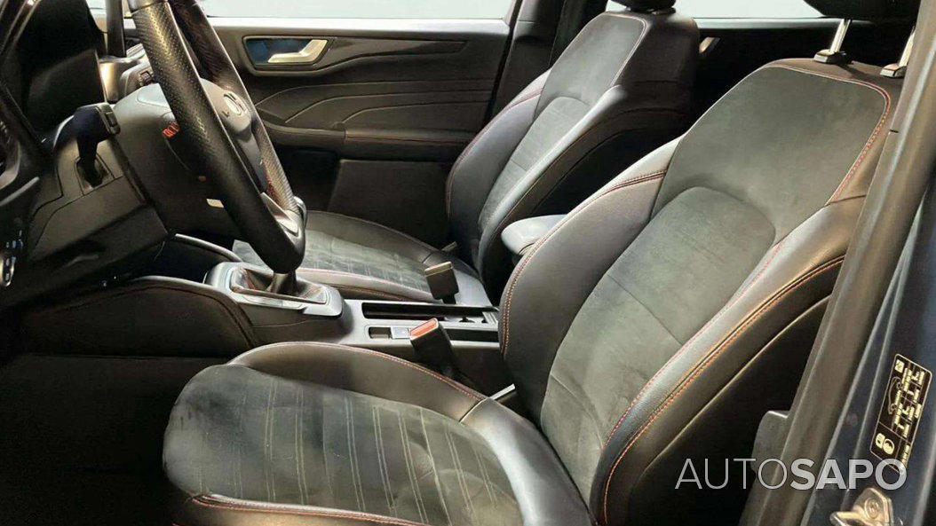 Ford Kuga 1.5 EcoBoost ST-Line X de 2023