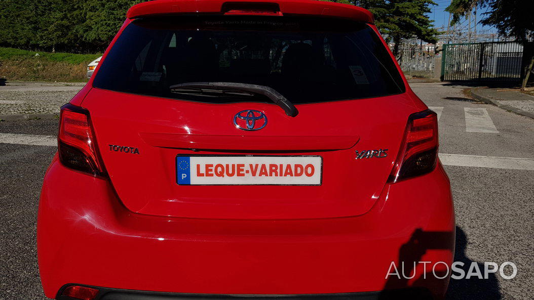 Toyota Yaris 1.4 D-4D High Pack+NAVI de 2015