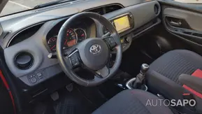 Toyota Yaris 1.4 D-4D High Pack+NAVI de 2015