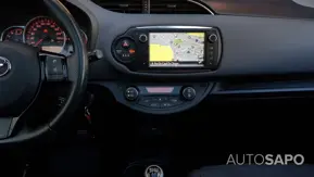 Toyota Yaris 1.4 D-4D High Pack+NAVI de 2015