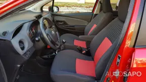 Toyota Yaris 1.4 D-4D High Pack+NAVI de 2015