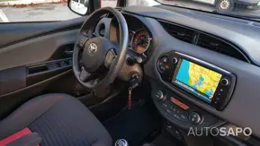 Toyota Yaris 1.4 D-4D High Pack+NAVI de 2015