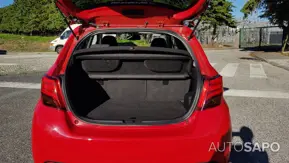 Toyota Yaris 1.4 D-4D High Pack+NAVI de 2015