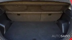 Toyota Yaris 1.4 D-4D High Pack+NAVI de 2015