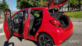 Toyota Yaris 1.4 D-4D High Pack+NAVI de 2015