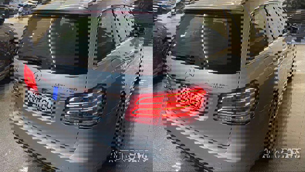 Mercedes-Benz Classe E 300 BlueTEC Hybrid Avantgarde de 2014