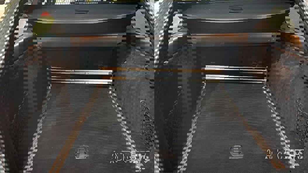 Mercedes-Benz Classe E 300 BlueTEC Hybrid Avantgarde de 2014