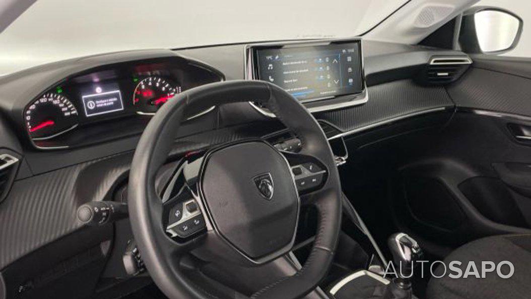 Peugeot 208 1.2 PureTech Style de 2025