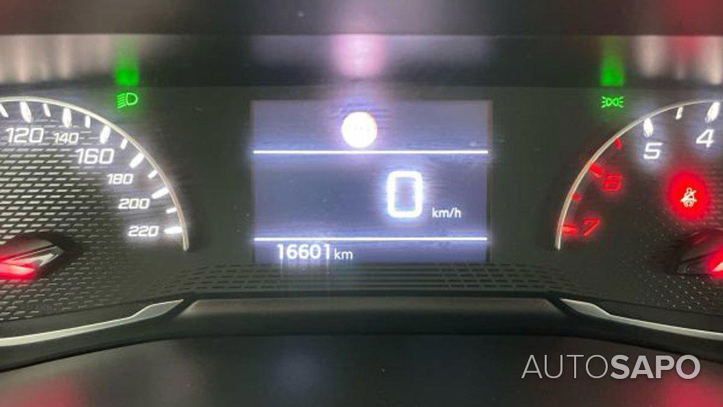 Peugeot 208 1.2 PureTech Style de 2025