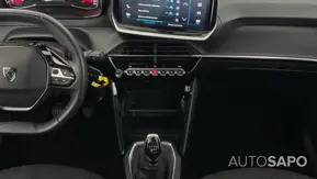 Peugeot 208 1.2 PureTech Style de 2025