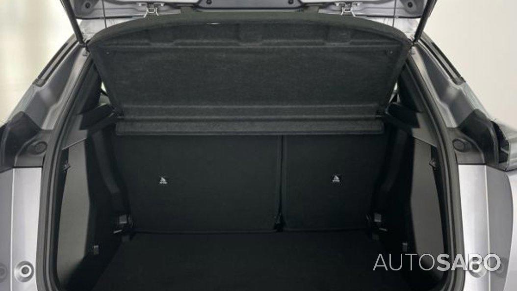 Peugeot 2008 1.2 PureTech Style de 2025