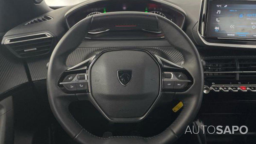 Peugeot 2008 1.2 PureTech Style de 2025