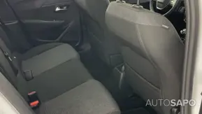 Peugeot 208 1.2 PureTech Style de 2025