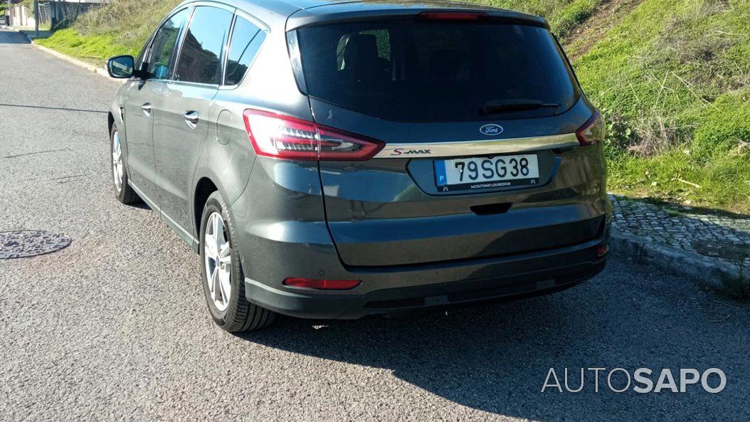 Ford S-Max 2.0 TDCi Titanium 7L de 2016