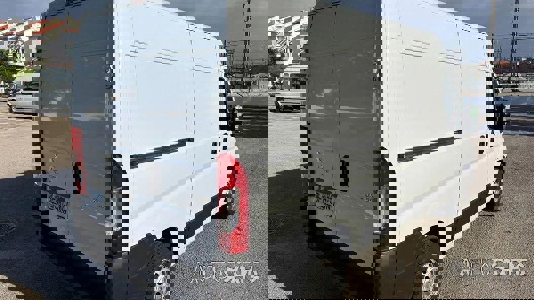 Peugeot Boxer 2.2 BlueHDi 333 L2H2 Premium de 2023