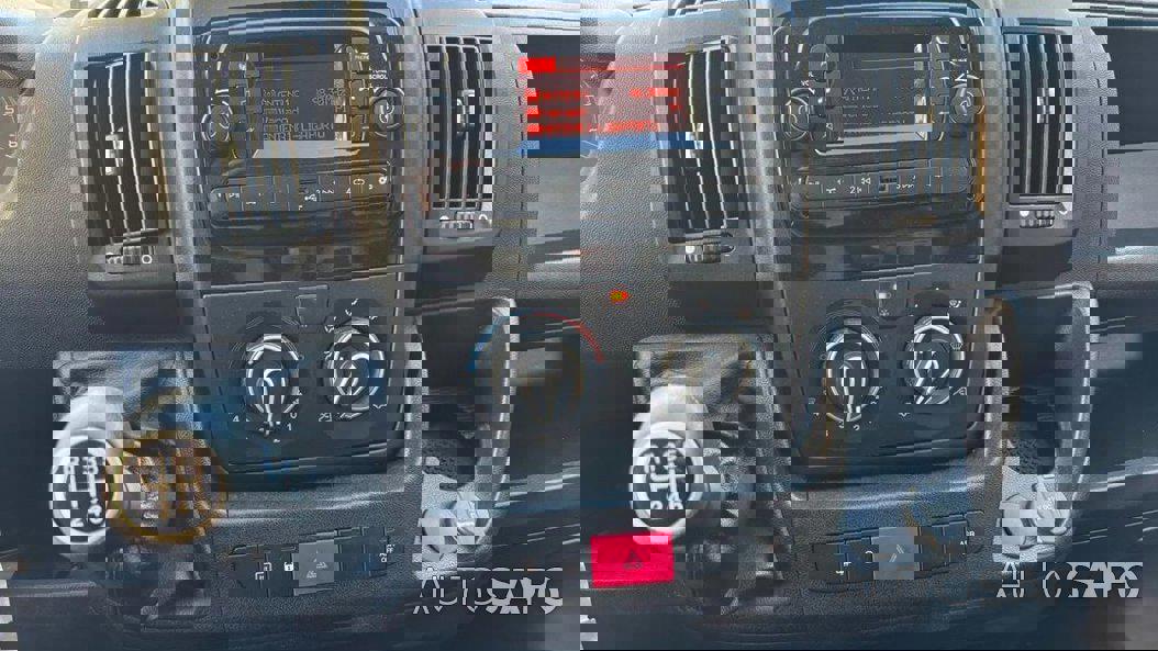 Peugeot Boxer 2.2 BlueHDi 333 L2H2 Premium de 2023