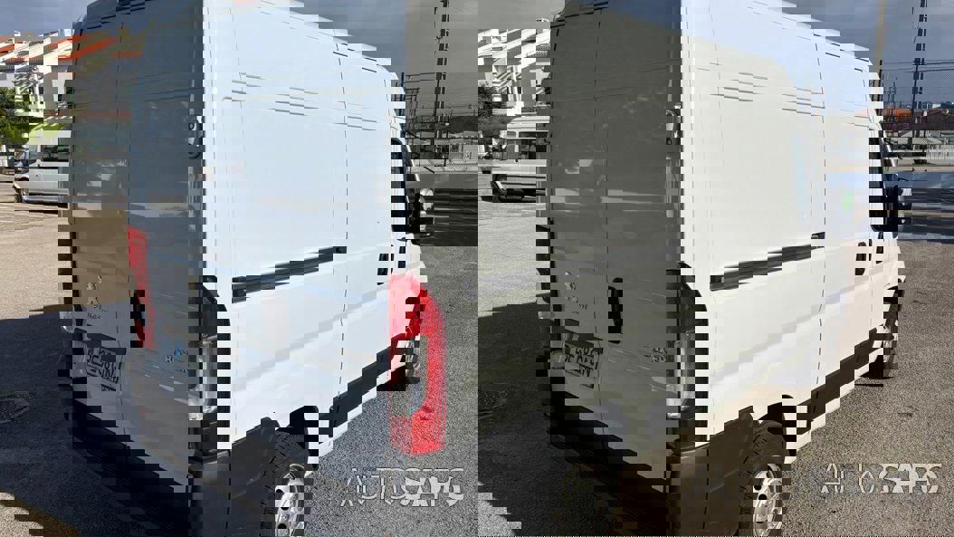 Peugeot Boxer 2.2 BlueHDi 333 L2H2 Premium de 2023