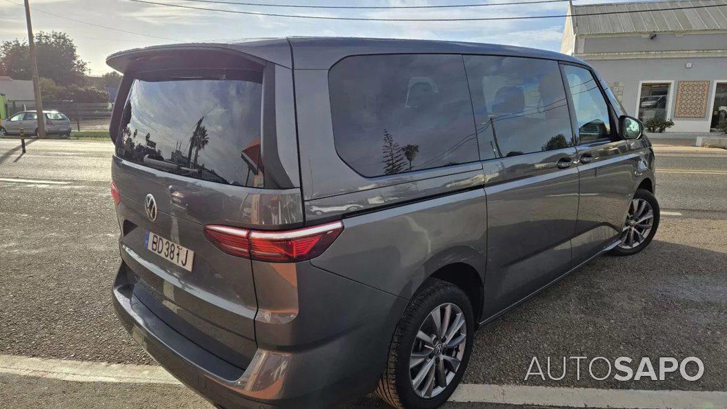 Volkswagen Multivan 2.0 TDi 140 Confortline Longa DSG de 2023