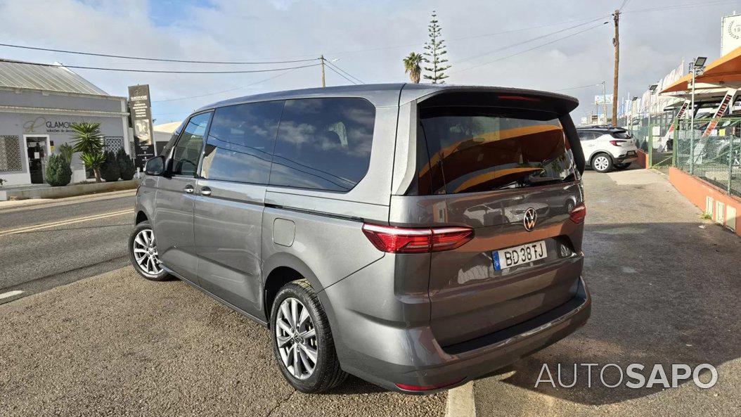 Volkswagen Multivan 2.0 TDi 140 Confortline Longa DSG de 2023