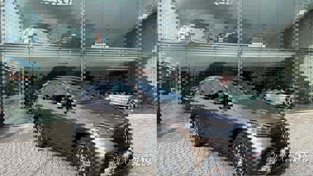 Mercedes-Benz EQE de 2024