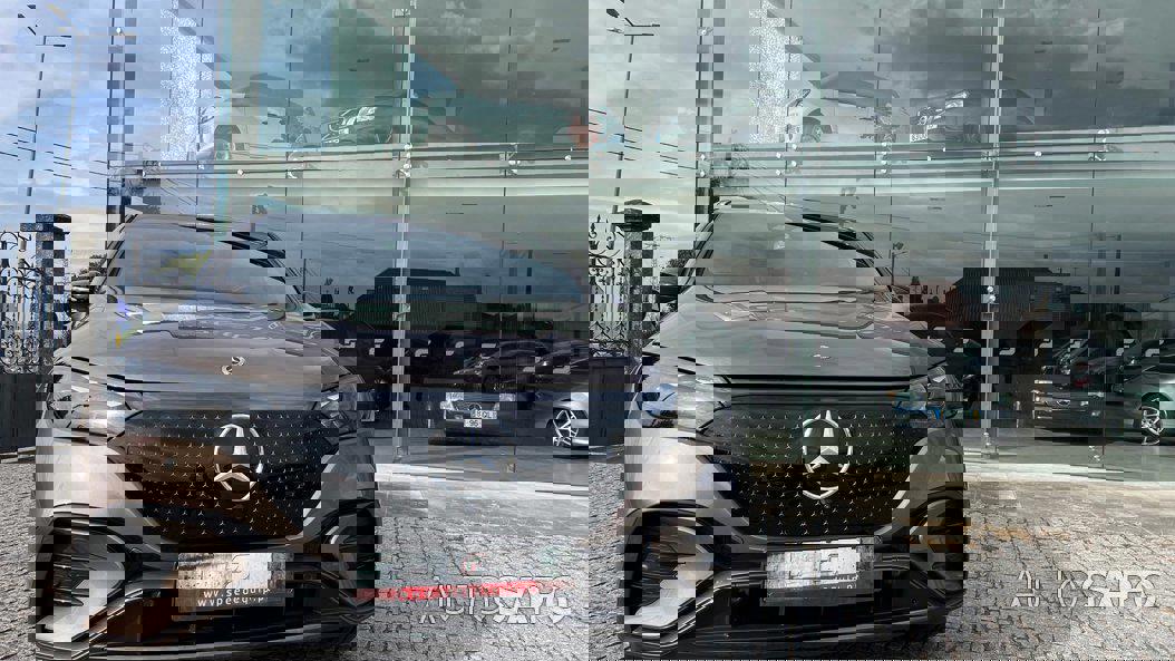 Mercedes-Benz EQE de 2024