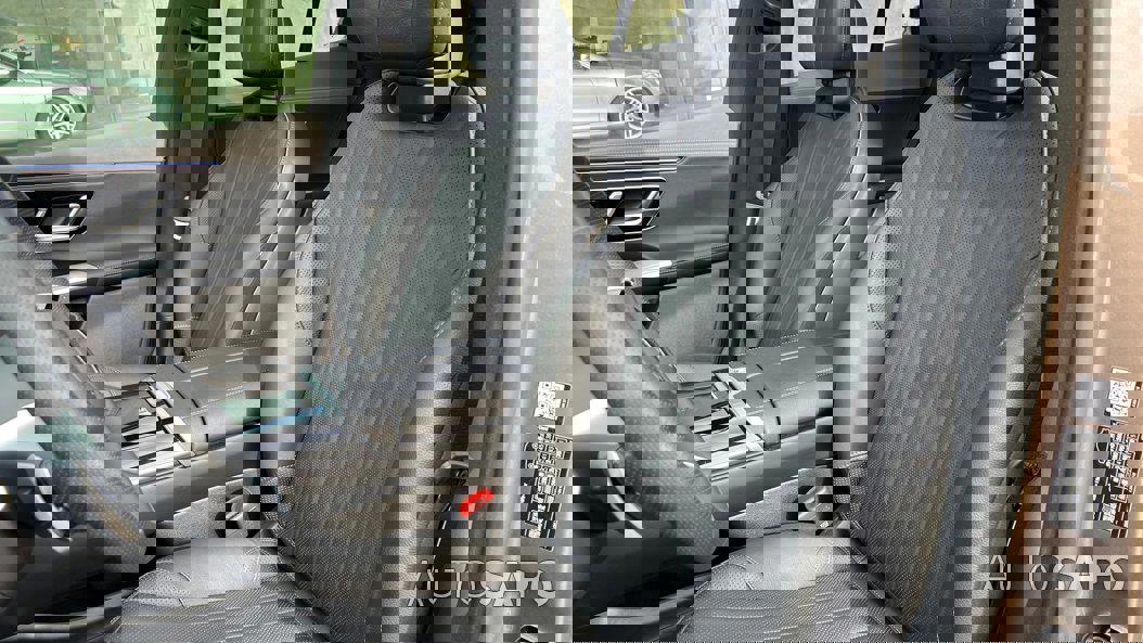 Mercedes-Benz EQE de 2024