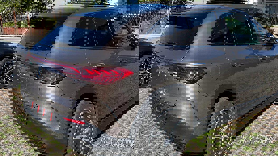 Mercedes-Benz EQE de 2024