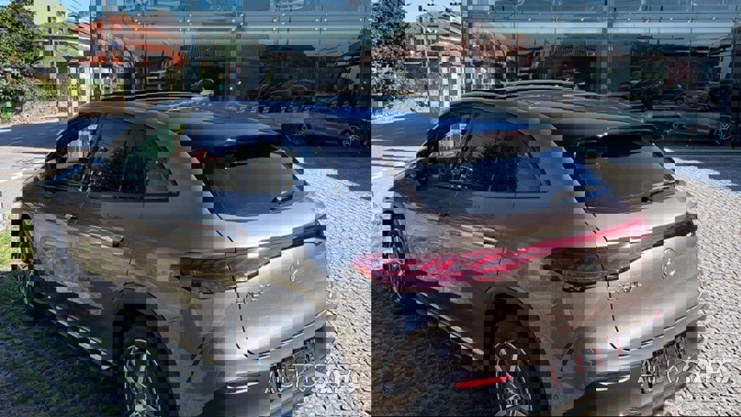 Mercedes-Benz EQE de 2024