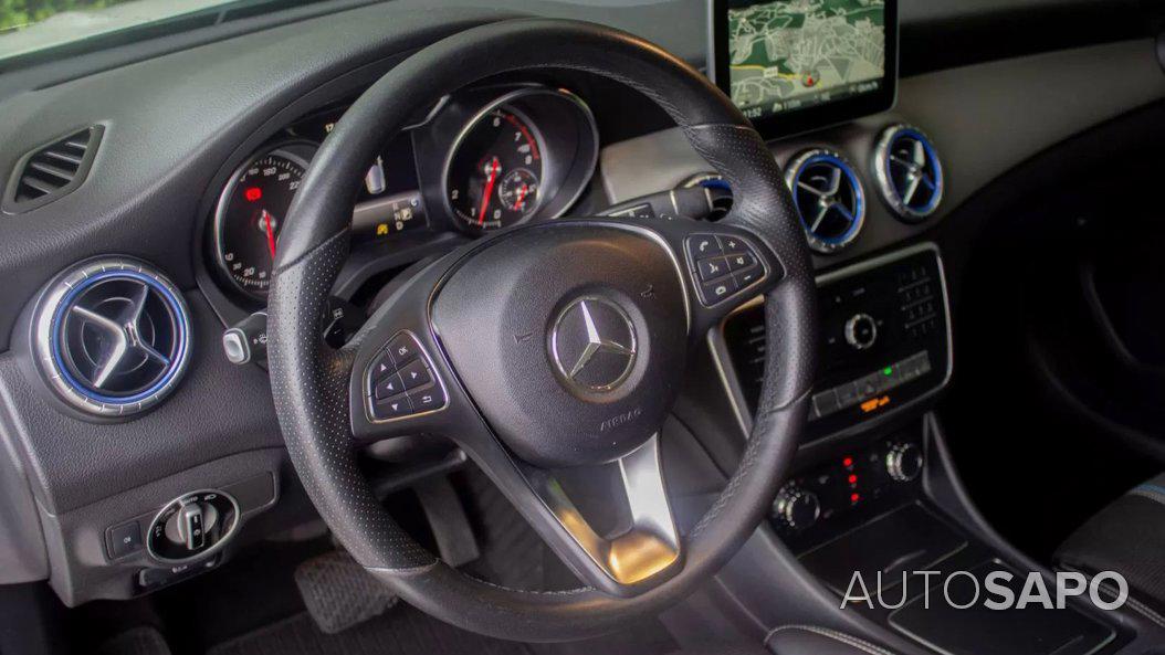 Mercedes-Benz Classe CLA 200 d Shooting Brake AMG Line de 2017