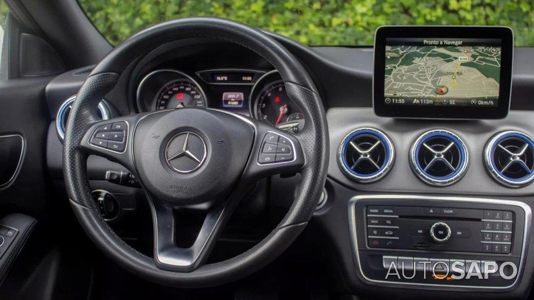 Mercedes-Benz Classe CLA 200 d Shooting Brake AMG Line de 2017