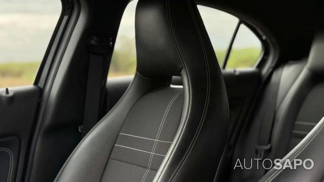 Mercedes-Benz Classe A 180 CDi BlueEfficiency de 2015