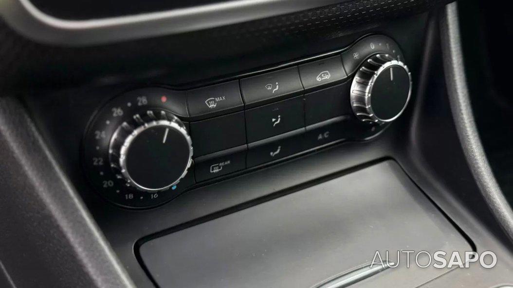 Mercedes-Benz Classe A 180 CDi BlueEfficiency de 2015