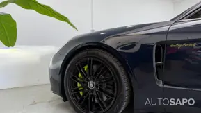 Porsche Panamera 4 E-Hybrid de 2021