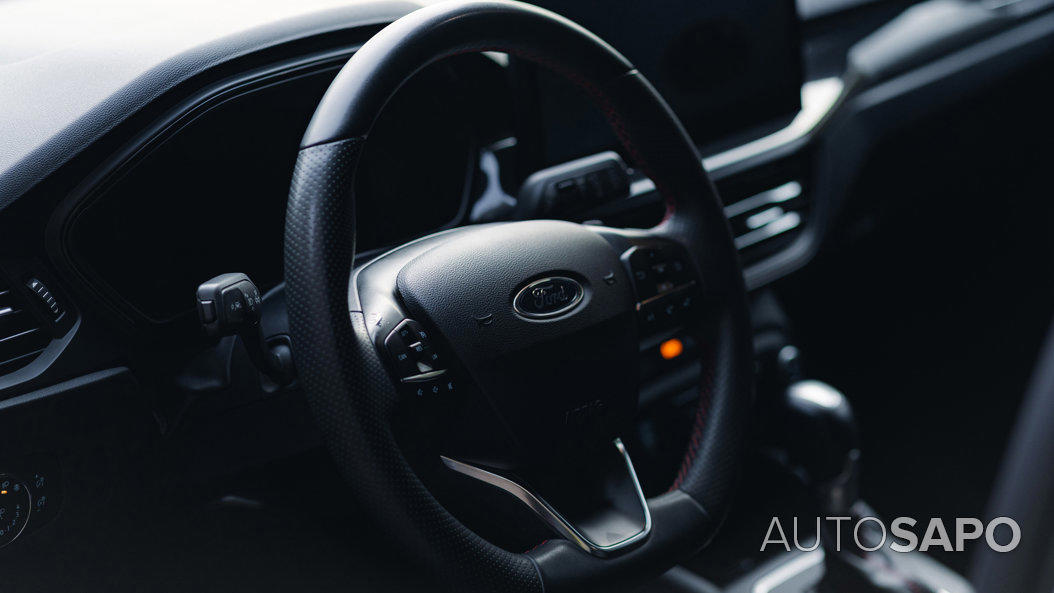 Ford Focus 1.0 EcoBoost MHEV ST-Line de 2022