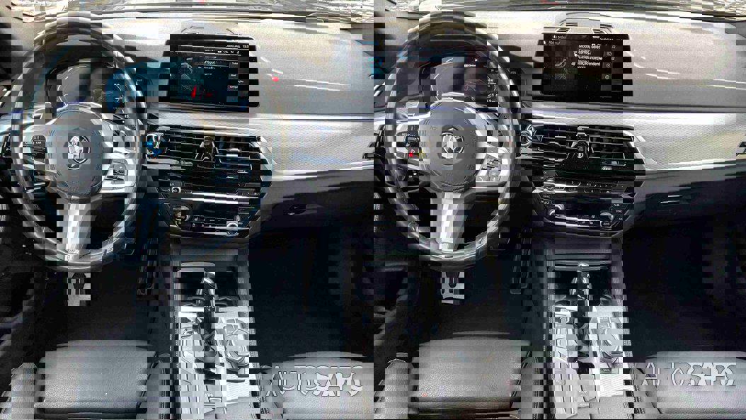 BMW Série 5 530 e iPerformance Pack M de 2021