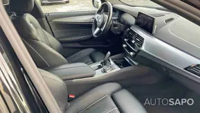 BMW Série 5 530 e iPerformance Pack M de 2021