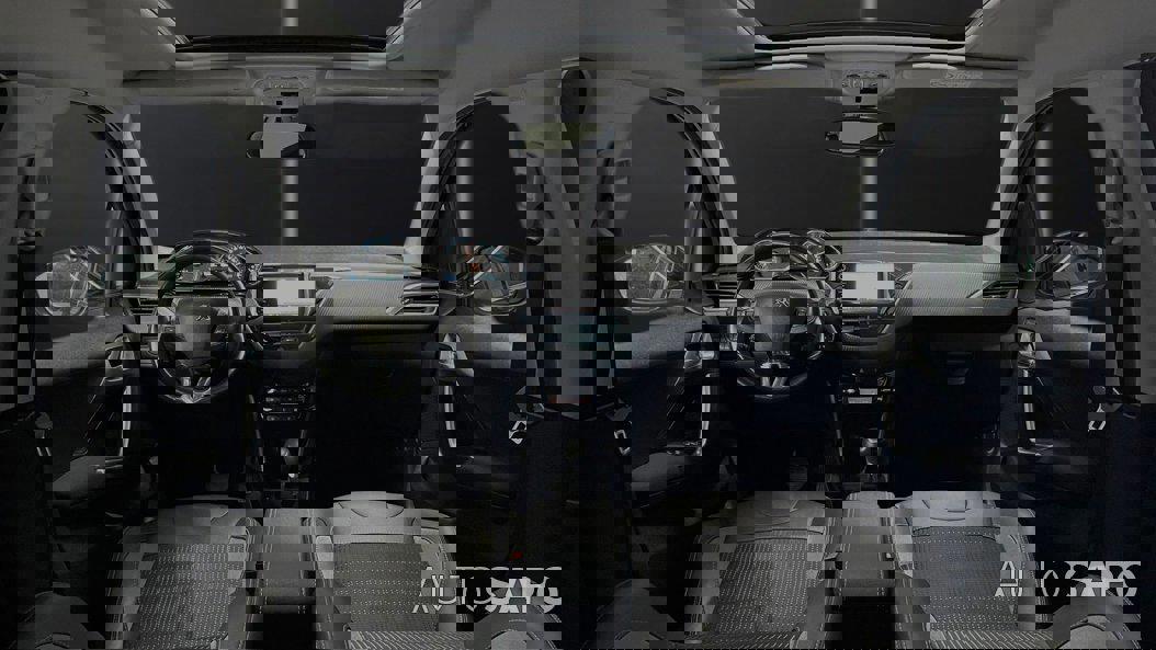 Peugeot 2008 1.2 PureTech Allure EAT6 de 2019