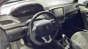 Peugeot 208 1.2 PureTech Style de 2018